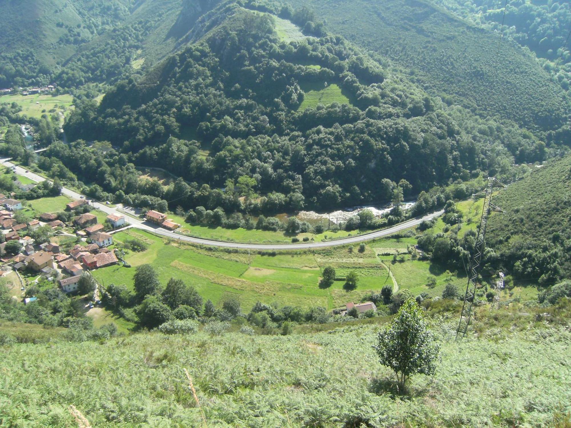 Casa Rural El Canton Cangas de Onis Bagian luar foto